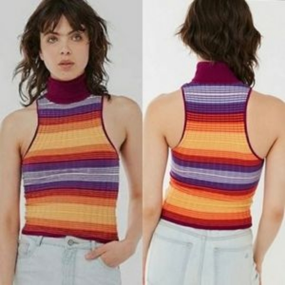 Urban outfitters sleeveless turtleneck sweater - Picture 2 of 3
